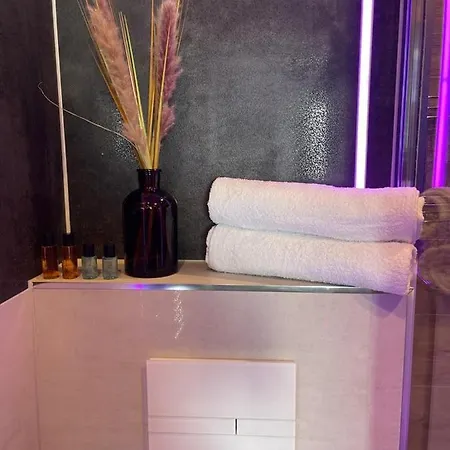 #5 Tgha Luxury One Bedroom In *